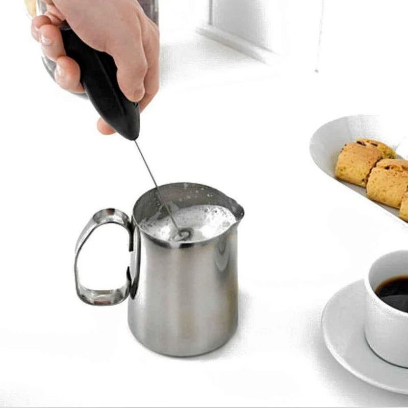 Mini Handheld Milk Frother – Electric Whisk for Coffee, Cappuccino & Eggs